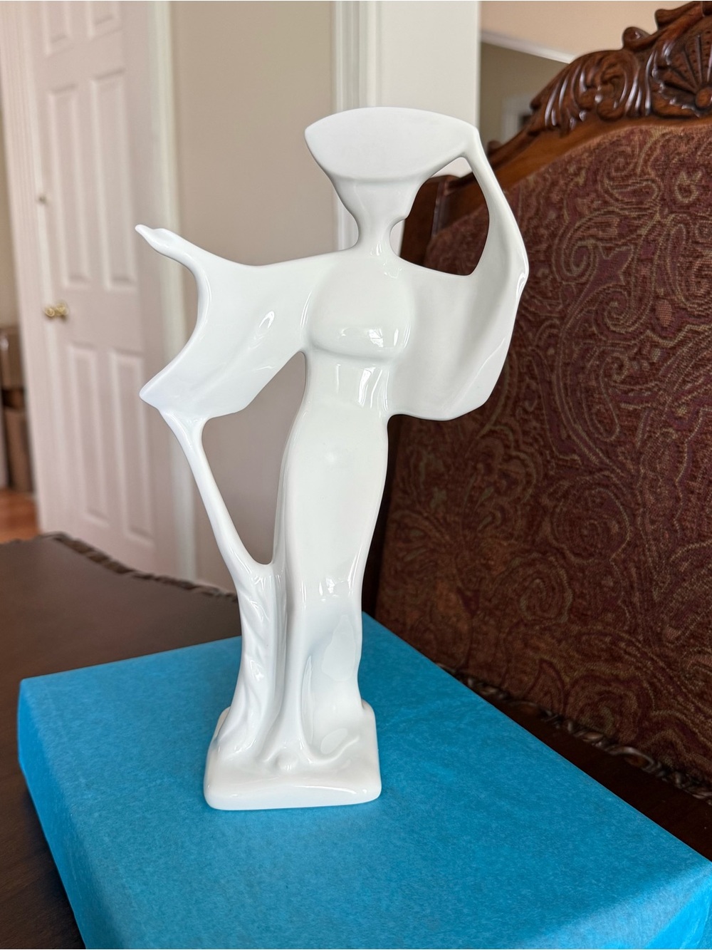 Vtg ANCAP PORCELLANA SONA(VR) ITALY White Ceramic Geisha Lady Abstract Sculpture